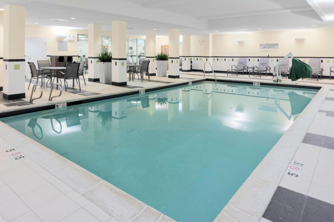 Fairfield Inn & Suites By Marriott Wichita Downtown Extérieur photo
