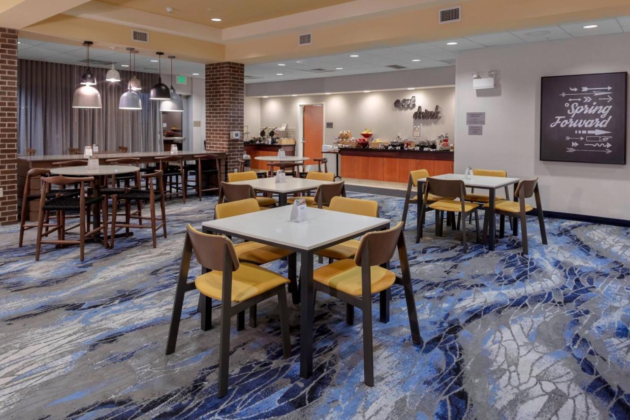 Fairfield Inn & Suites By Marriott Wichita Downtown Extérieur photo