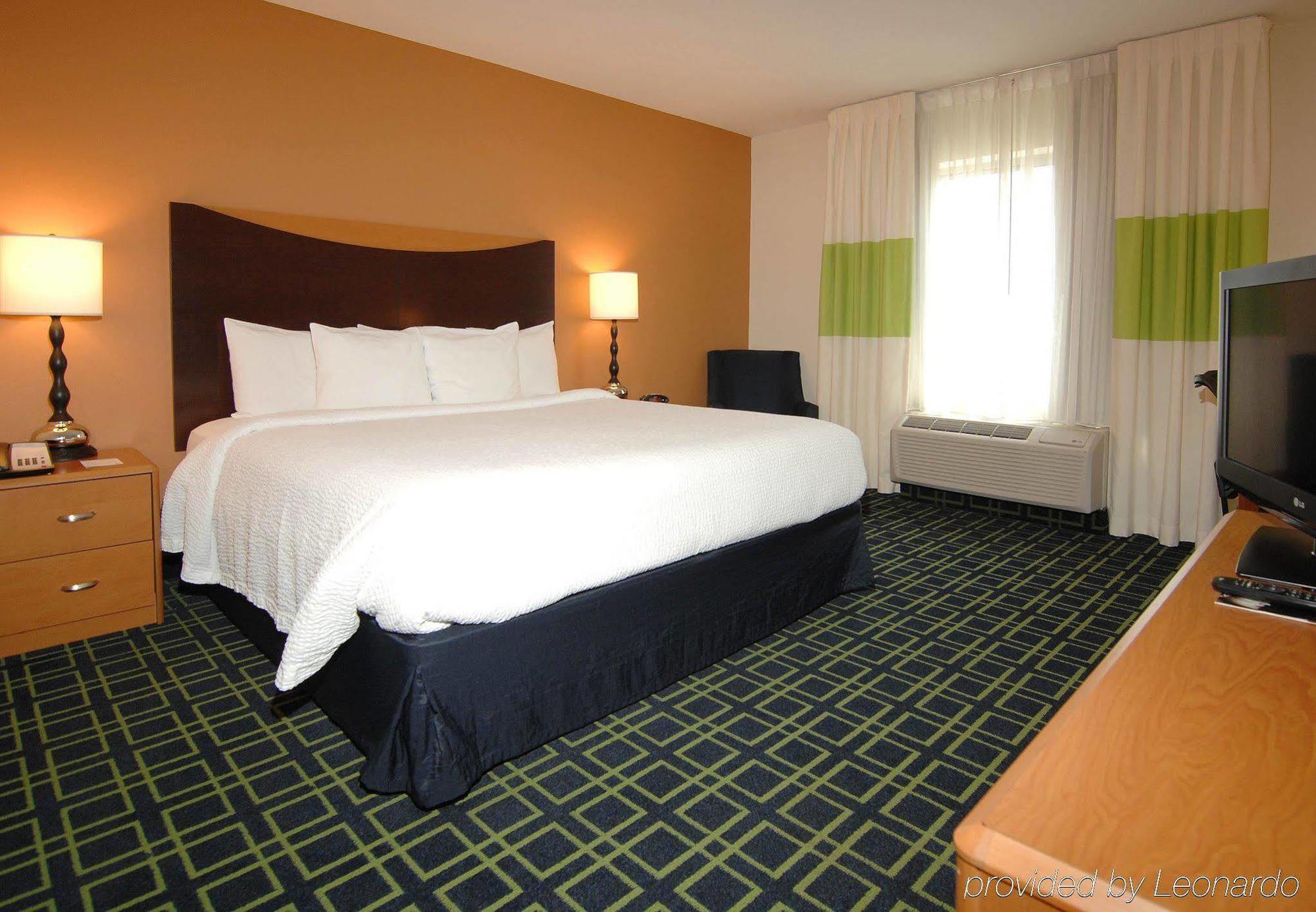 Fairfield Inn & Suites By Marriott Wichita Downtown Extérieur photo
