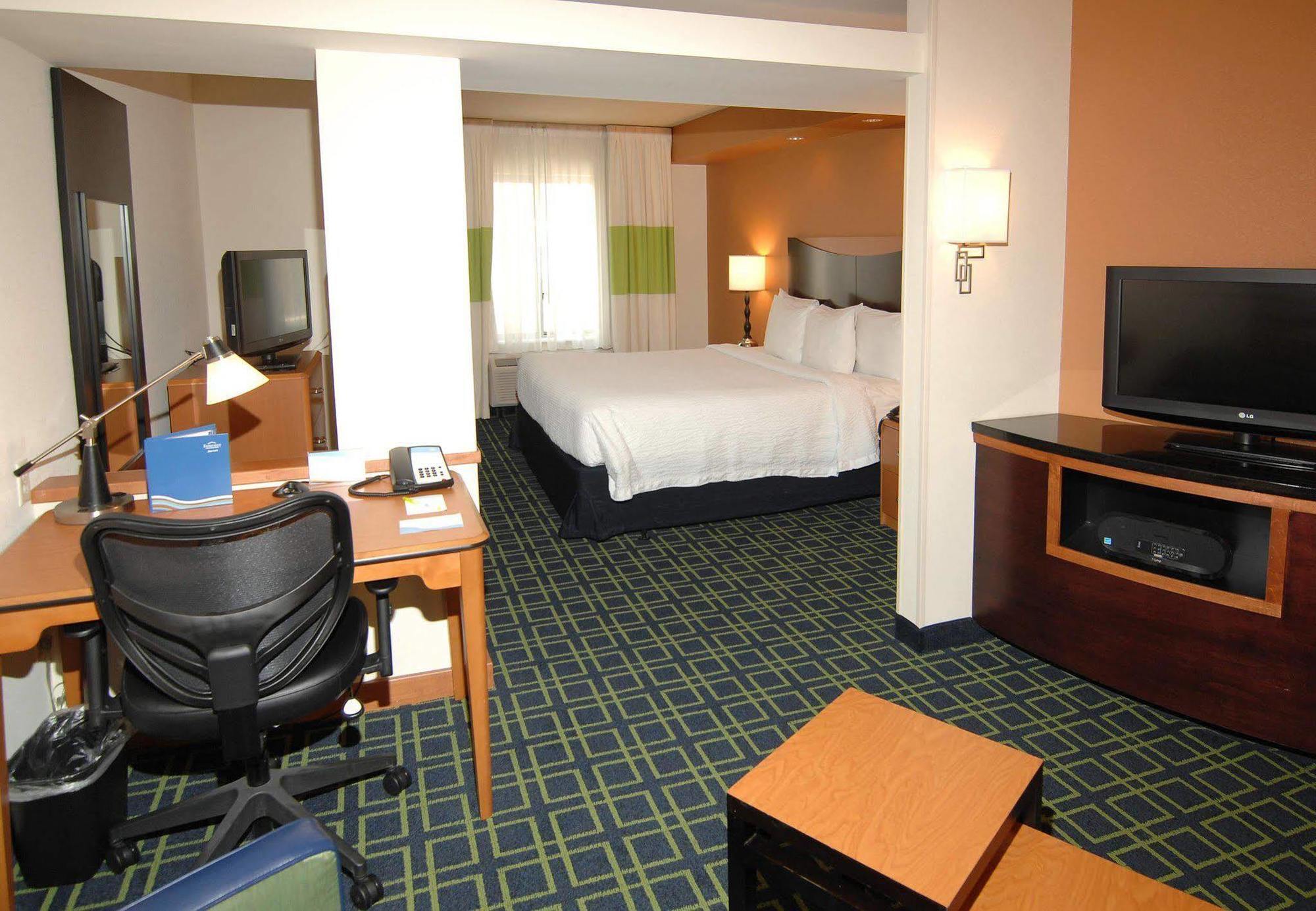 Fairfield Inn & Suites By Marriott Wichita Downtown Extérieur photo